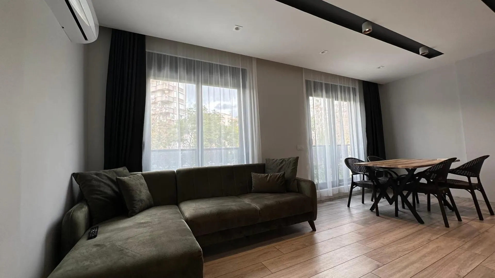 Real Homes Lara Анталья