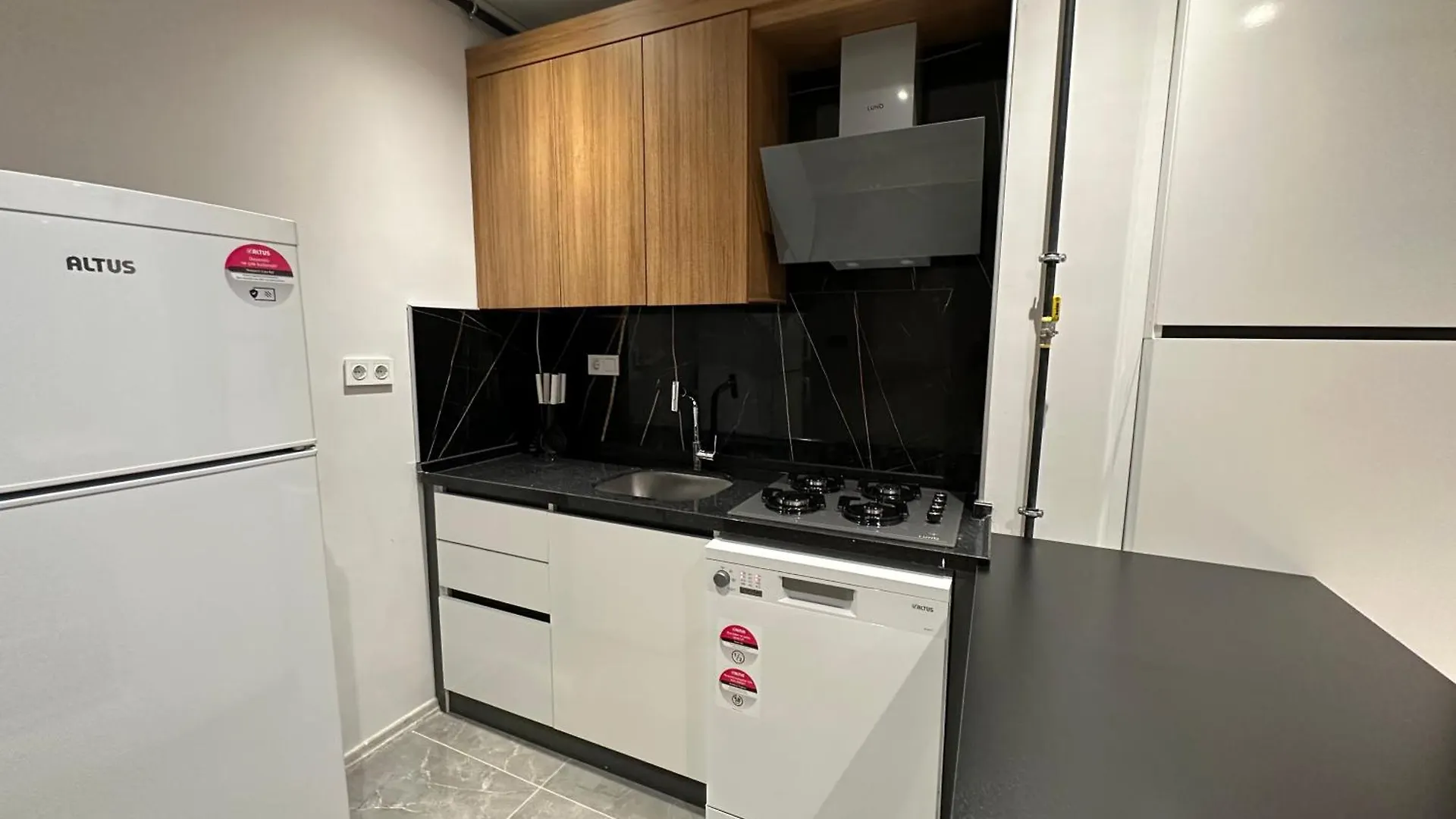 Real Homes Lara Анталья Турция